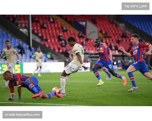 利兹联四球大胜水晶宫 保级形势出现转机